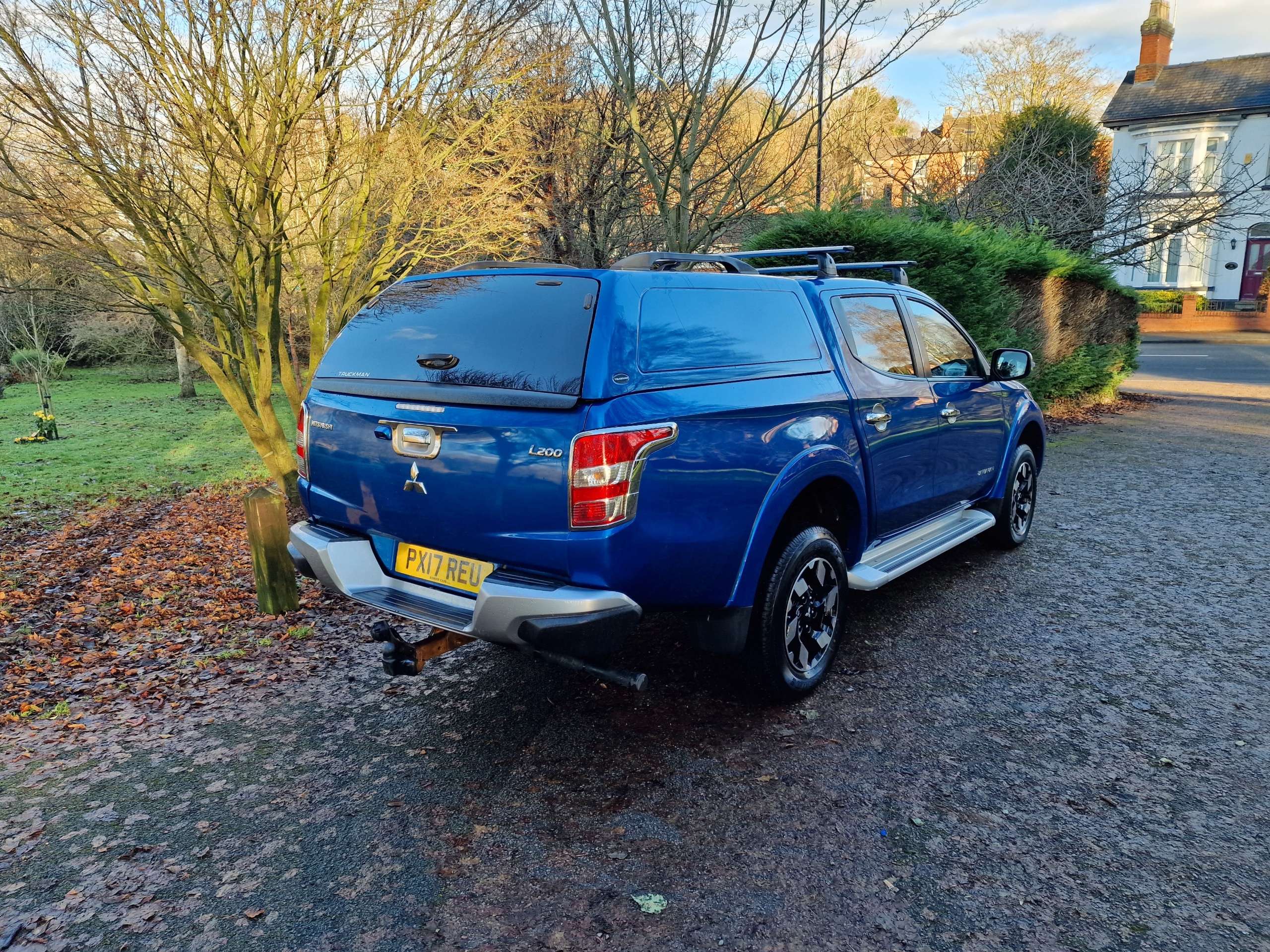 null MITSUBISHI L200 null MITSUBISHI L200