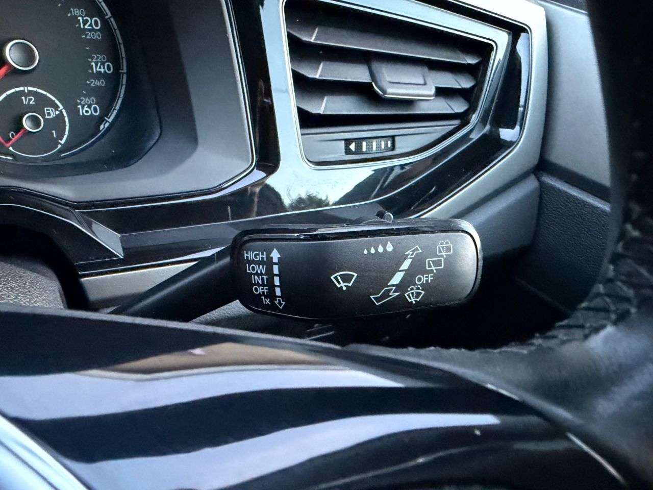 2018 VOLKSWAGEN POLO 2018 VOLKSWAGEN POLO