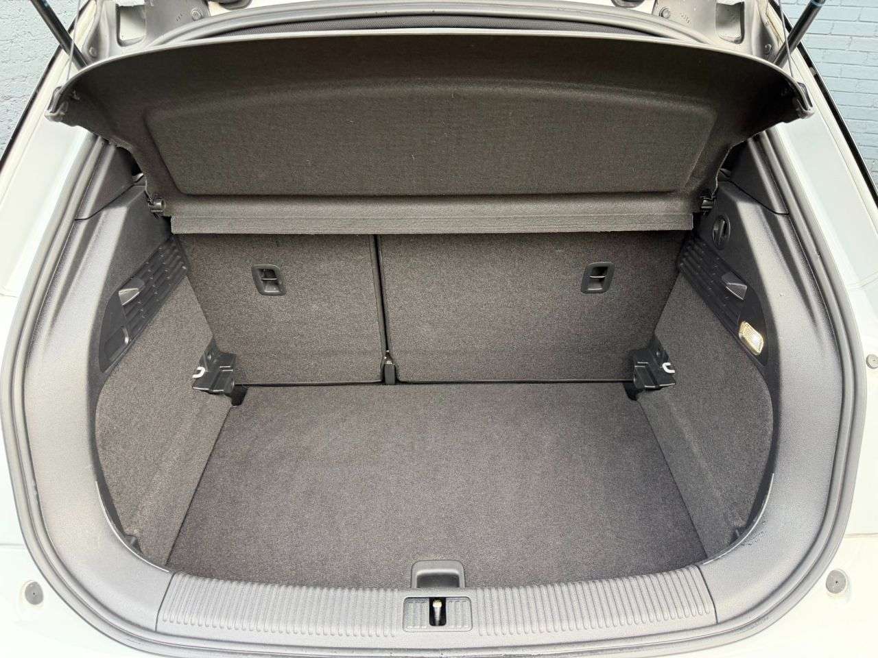 2017 AUDI A1 2017 AUDI A1