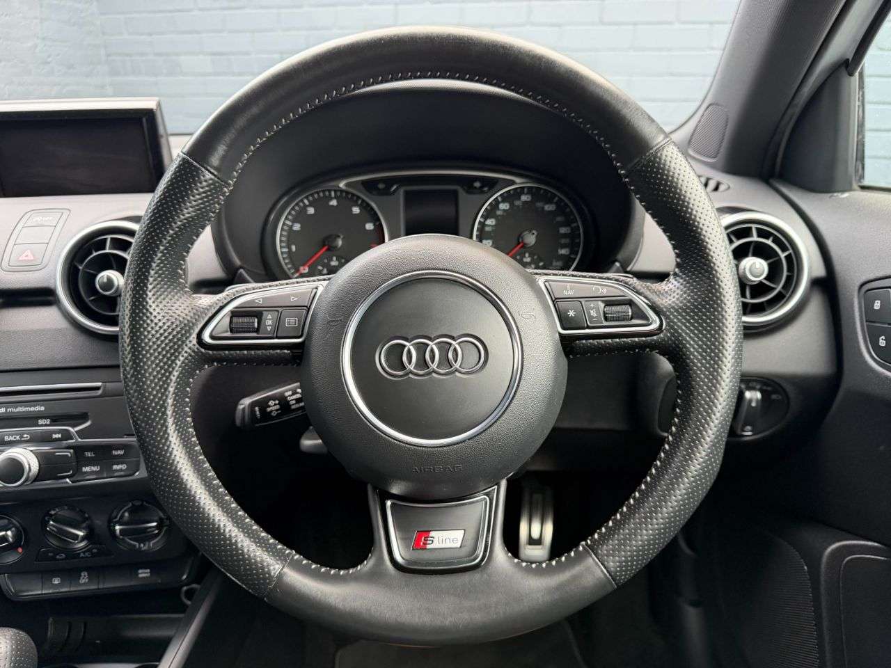 2017 AUDI A1 2017 AUDI A1