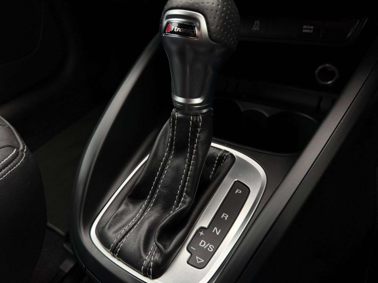 2017 AUDI A1 2017 AUDI A1