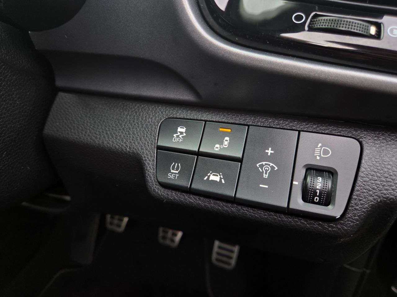 2018 KIA STONIC 2018 KIA STONIC