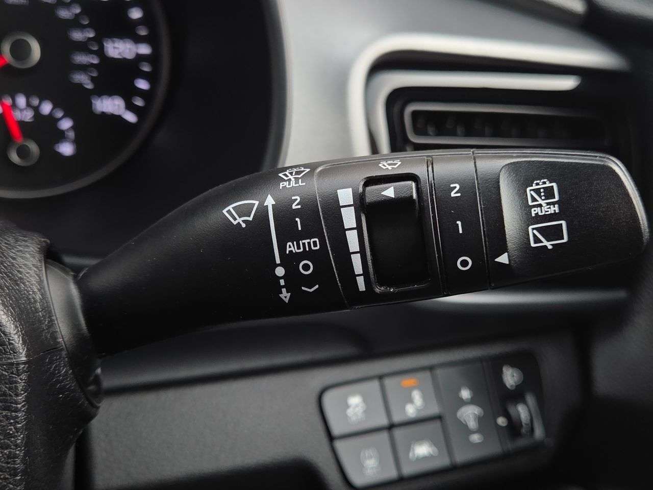 2018 KIA STONIC 2018 KIA STONIC