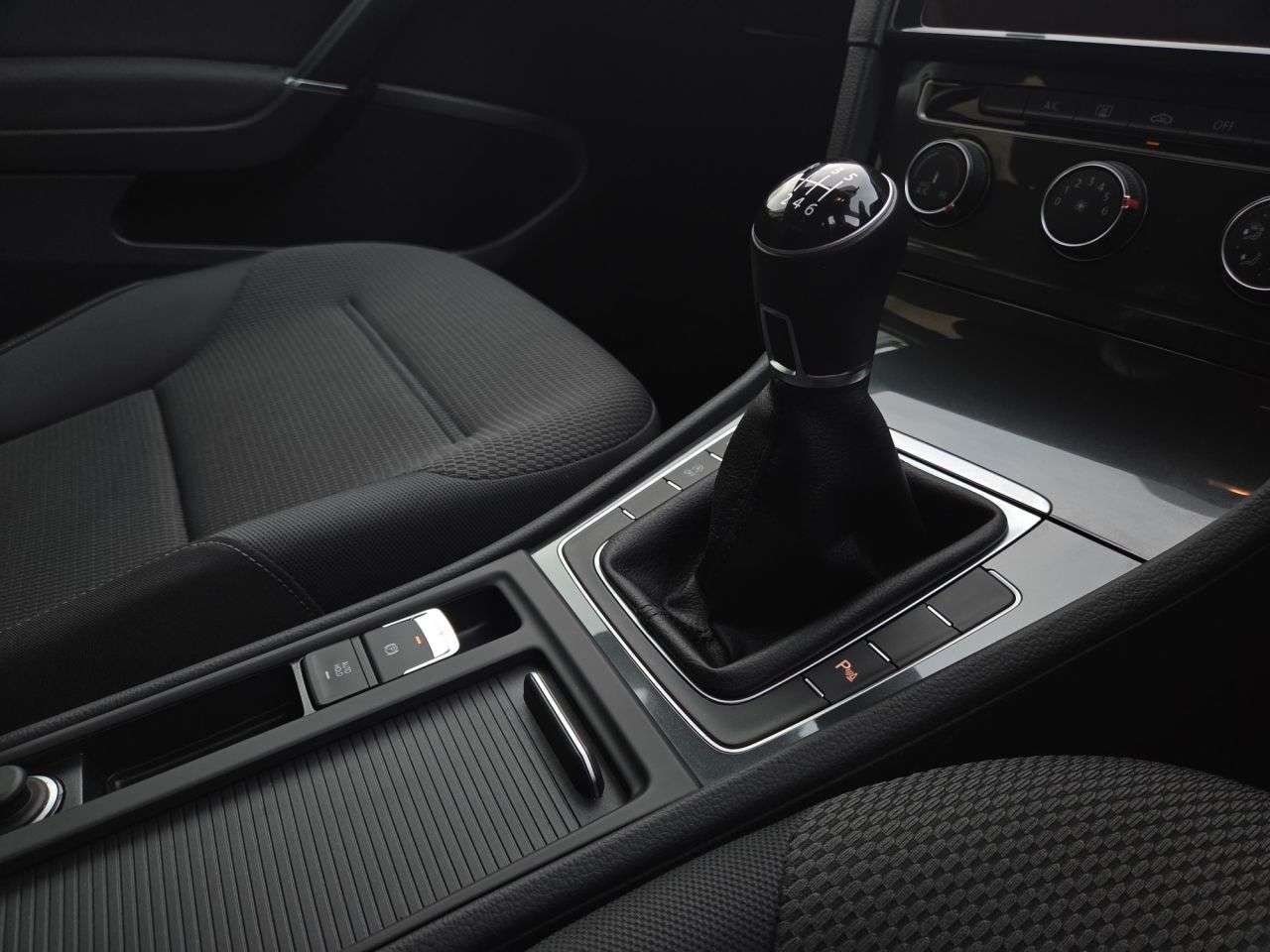 2018 VOLKSWAGEN GOLF 2018 VOLKSWAGEN GOLF