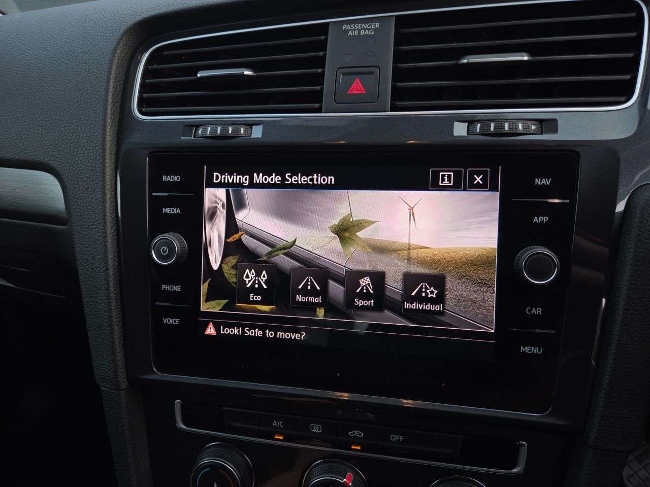 2018 VOLKSWAGEN GOLF 2018 VOLKSWAGEN GOLF