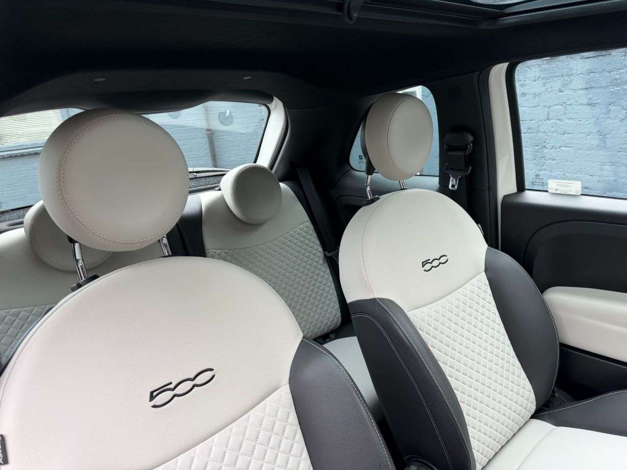 2022 FIAT 500 2022 FIAT 500