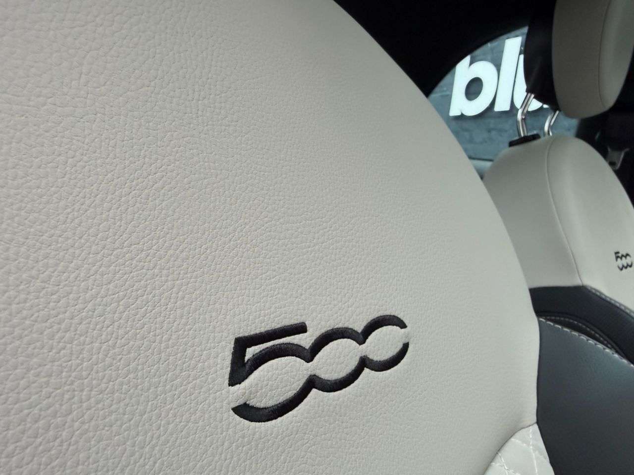 2022 FIAT 500 2022 FIAT 500