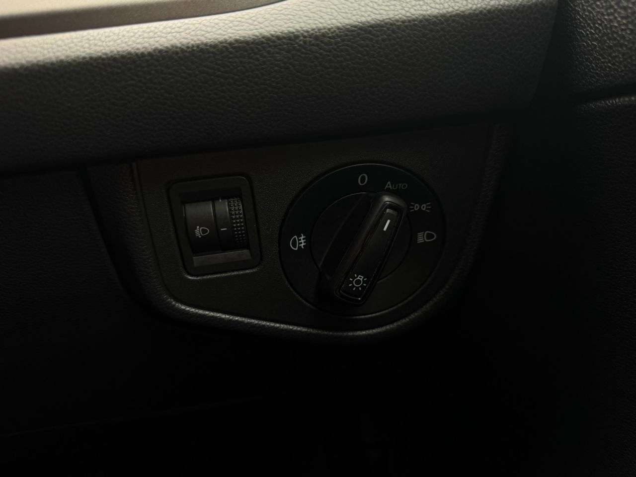 2019 VOLKSWAGEN POLO 2019 VOLKSWAGEN POLO