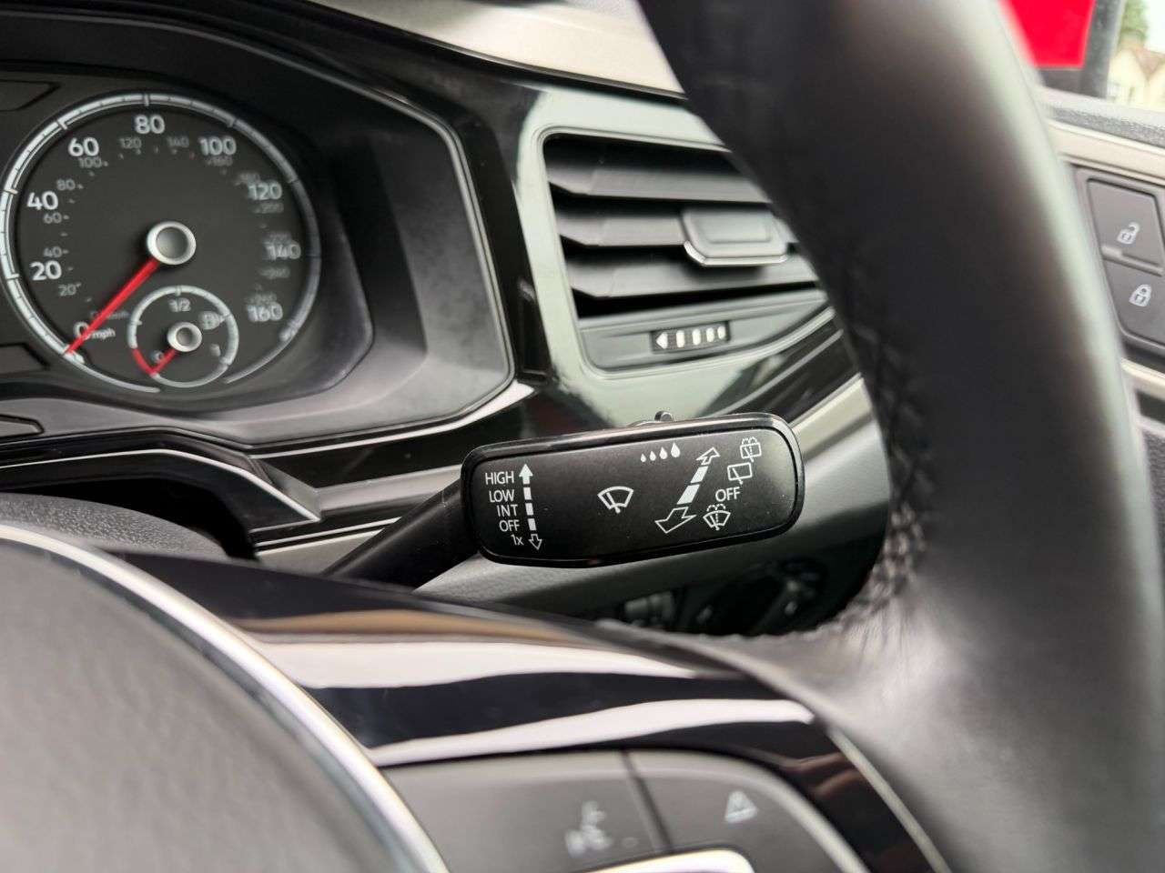 2019 VOLKSWAGEN POLO 2019 VOLKSWAGEN POLO