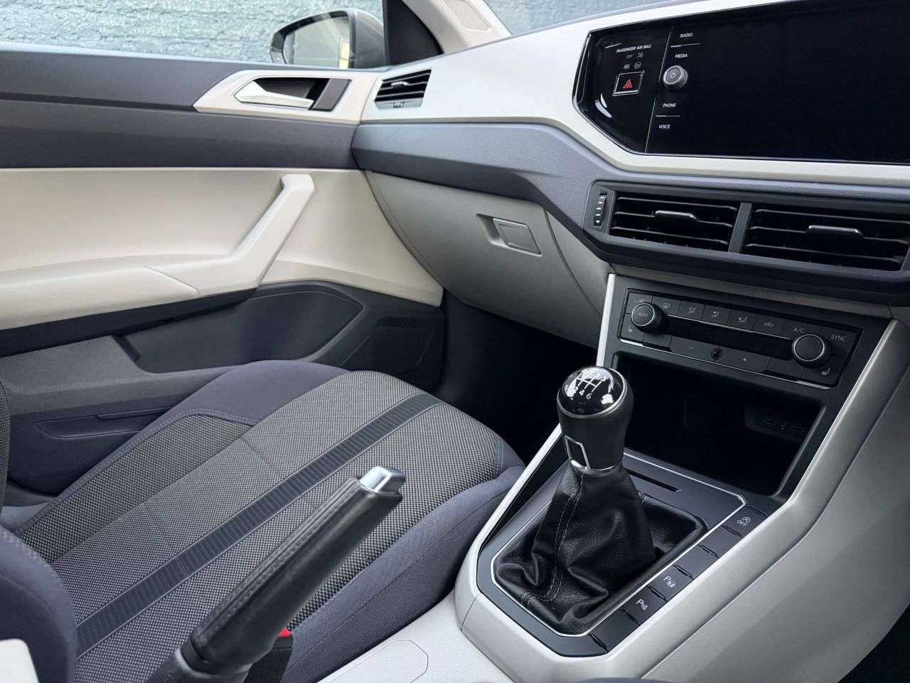 2021 VOLKSWAGEN POLO 2021 VOLKSWAGEN POLO