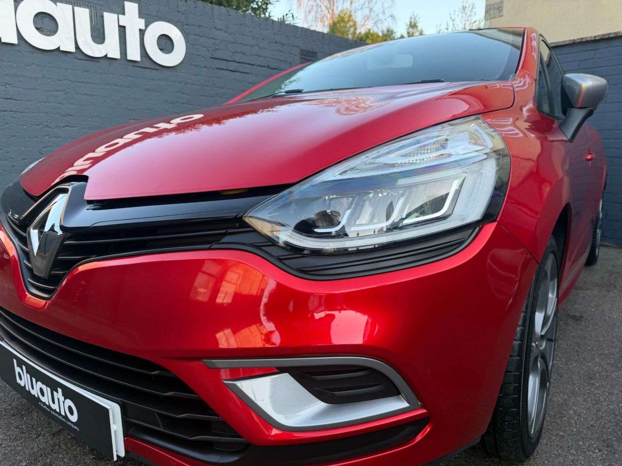 2018 RENAULT CLIO 2018 RENAULT CLIO