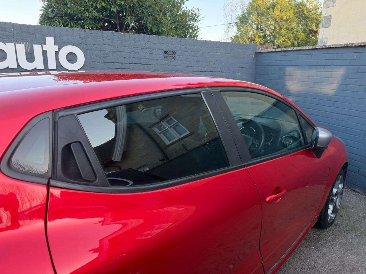 2018 RENAULT CLIO 2018 RENAULT CLIO