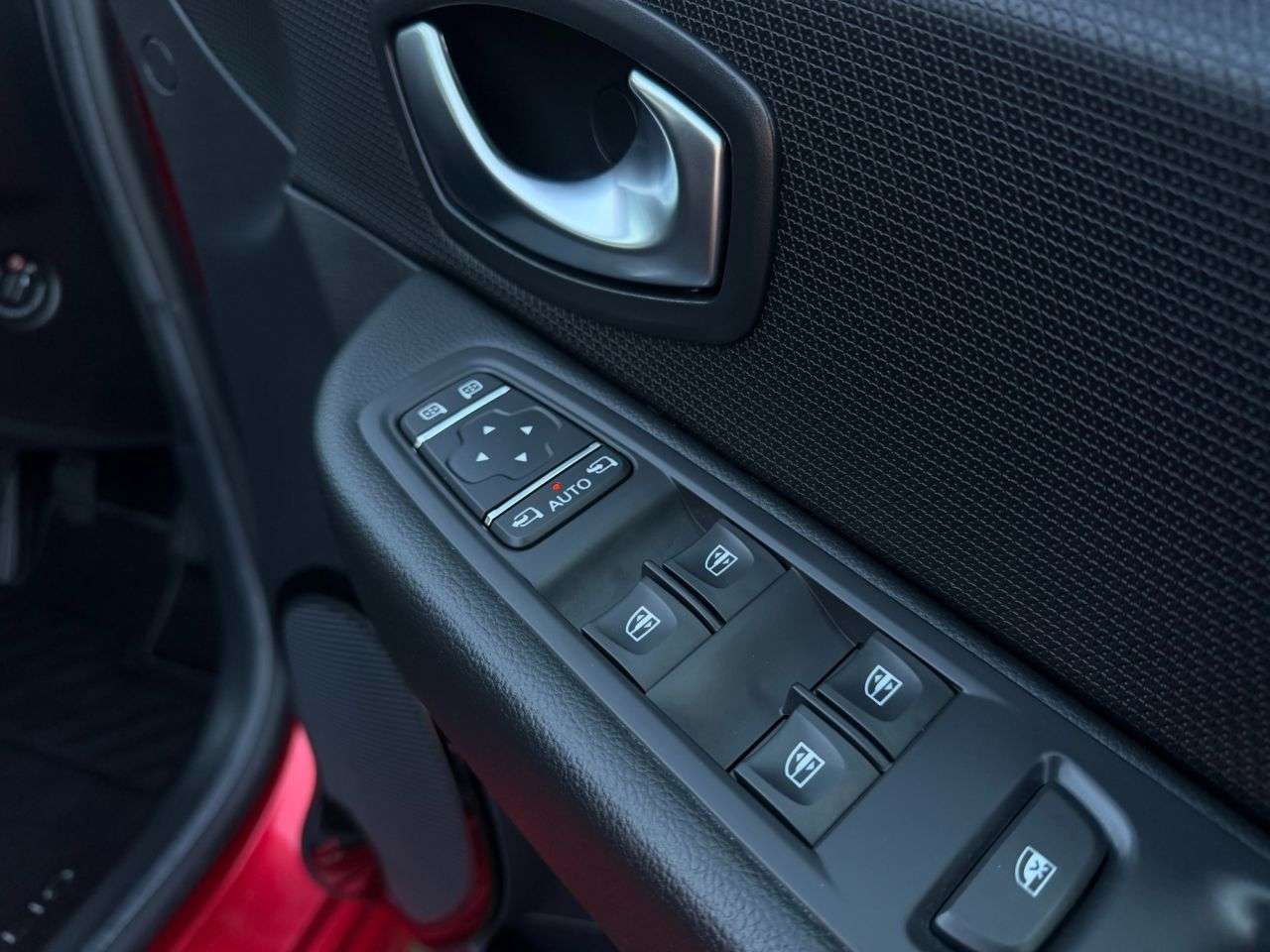 2018 RENAULT CLIO 2018 RENAULT CLIO