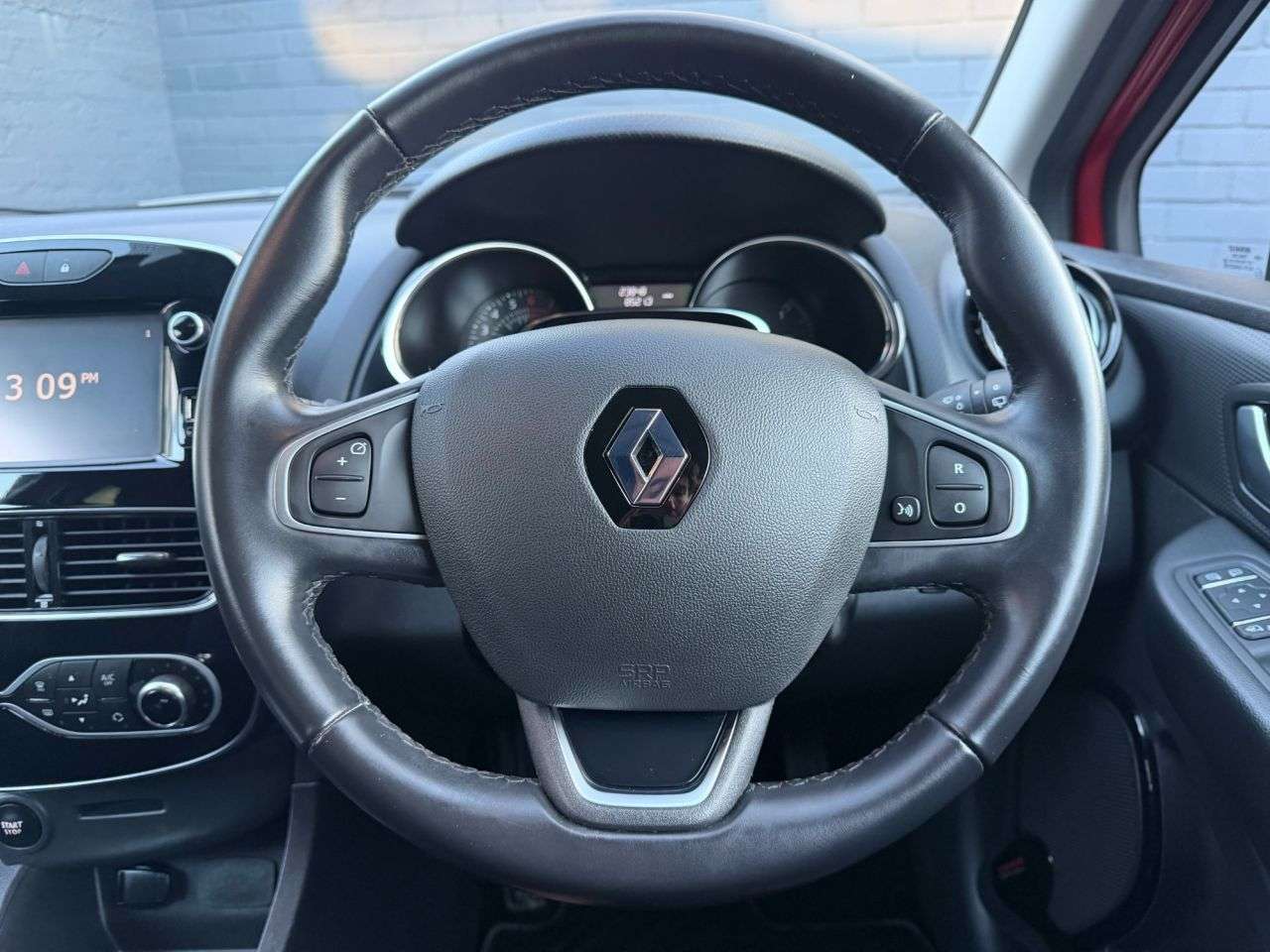 2018 RENAULT CLIO 2018 RENAULT CLIO