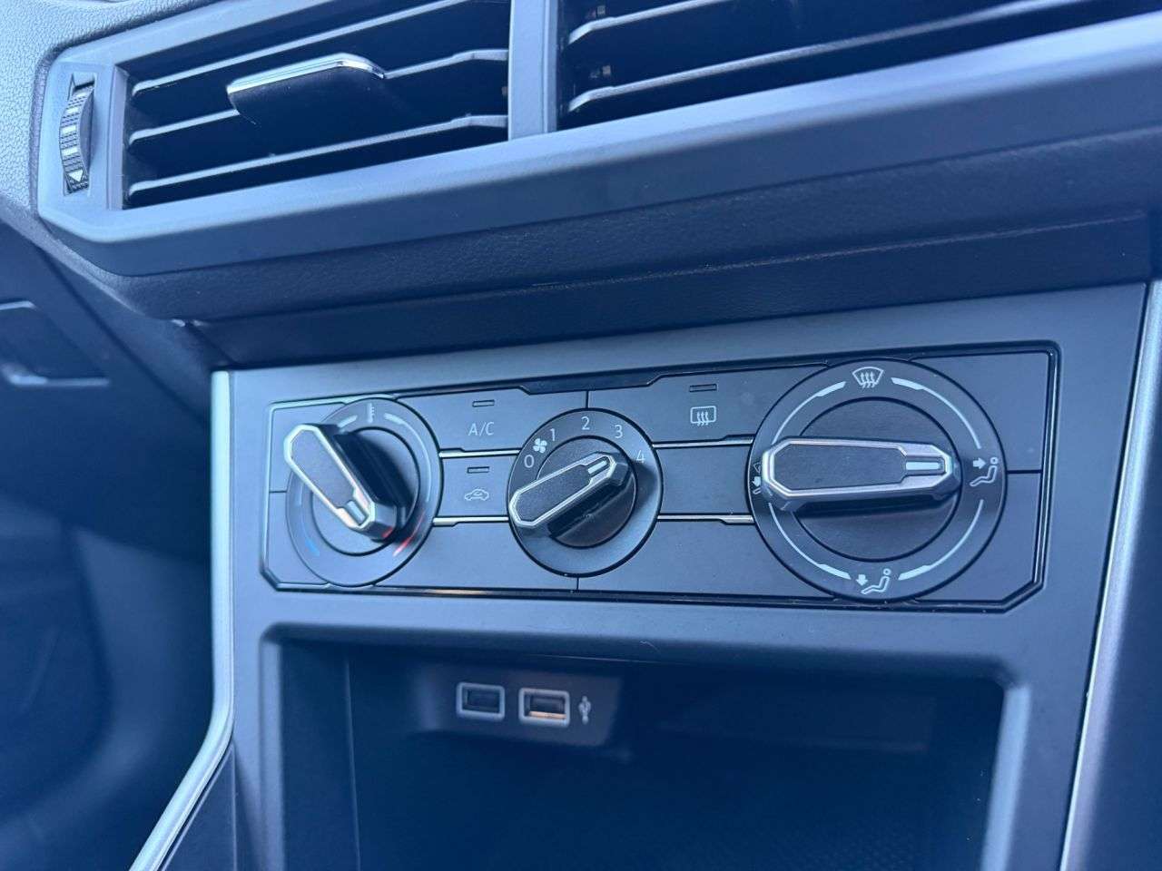 2020 VOLKSWAGEN POLO 2020 VOLKSWAGEN POLO