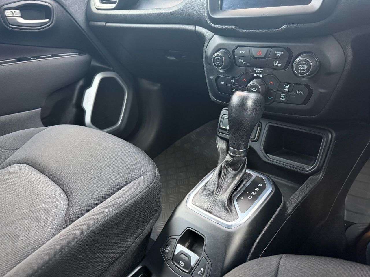 2019 JEEP RENEGADE 2019 JEEP RENEGADE