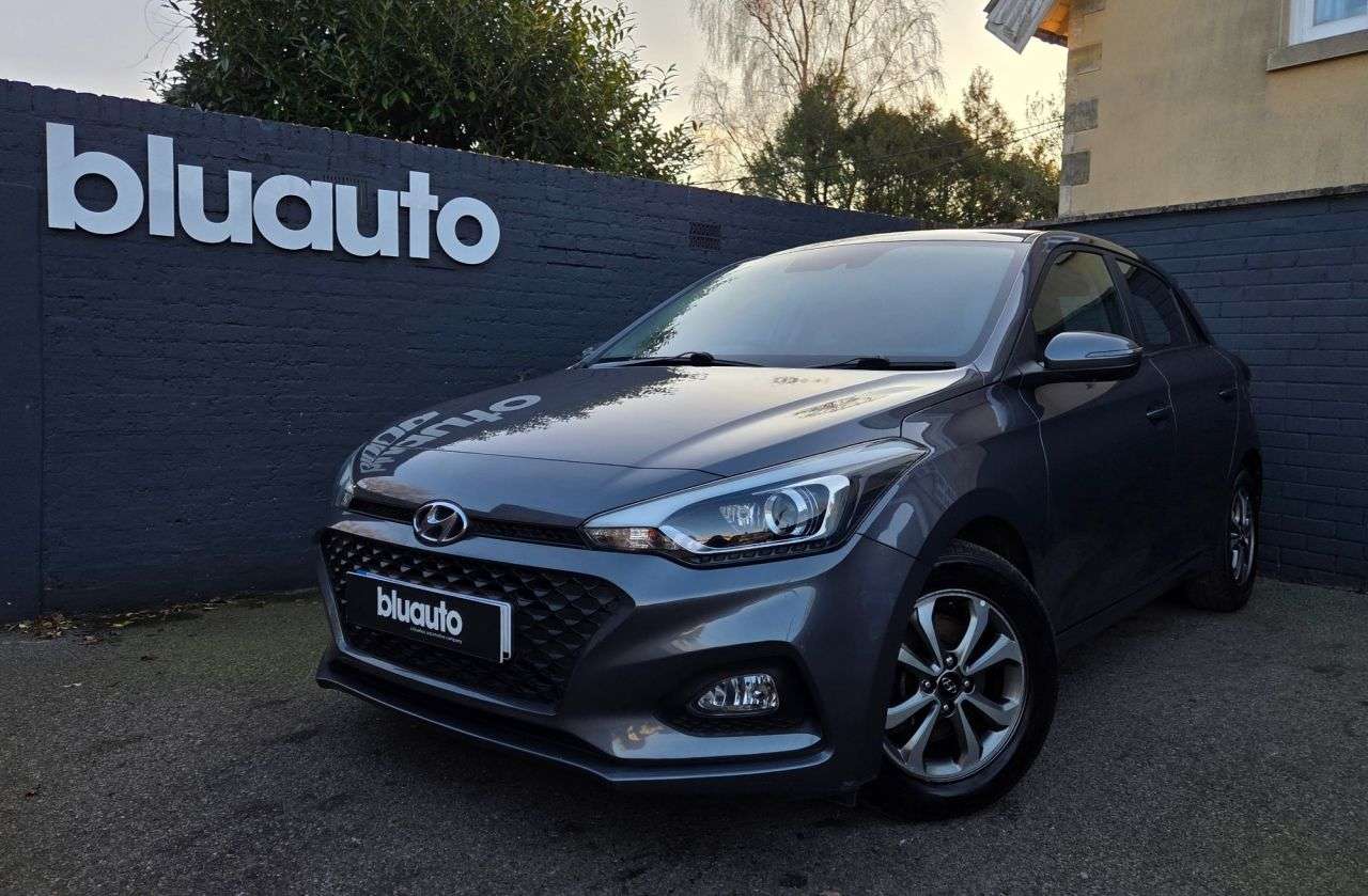 A 2020 HYUNDAI I20 1.0 T-GDi SE Hatchback 5dr Petrol Manual Euro 6 (s/s) (100 ps) A 2020 HYUNDAI I20 1.0 T-GDi SE Hatchback 5dr Petrol Manual Euro 6 (s/s) (100 ps)