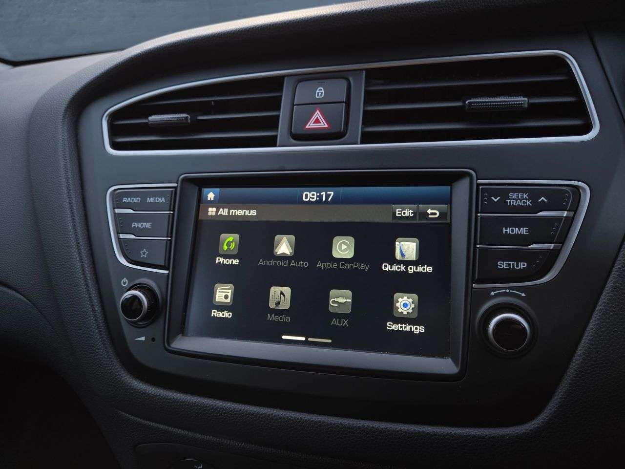 2020 HYUNDAI I20 2020 HYUNDAI I20