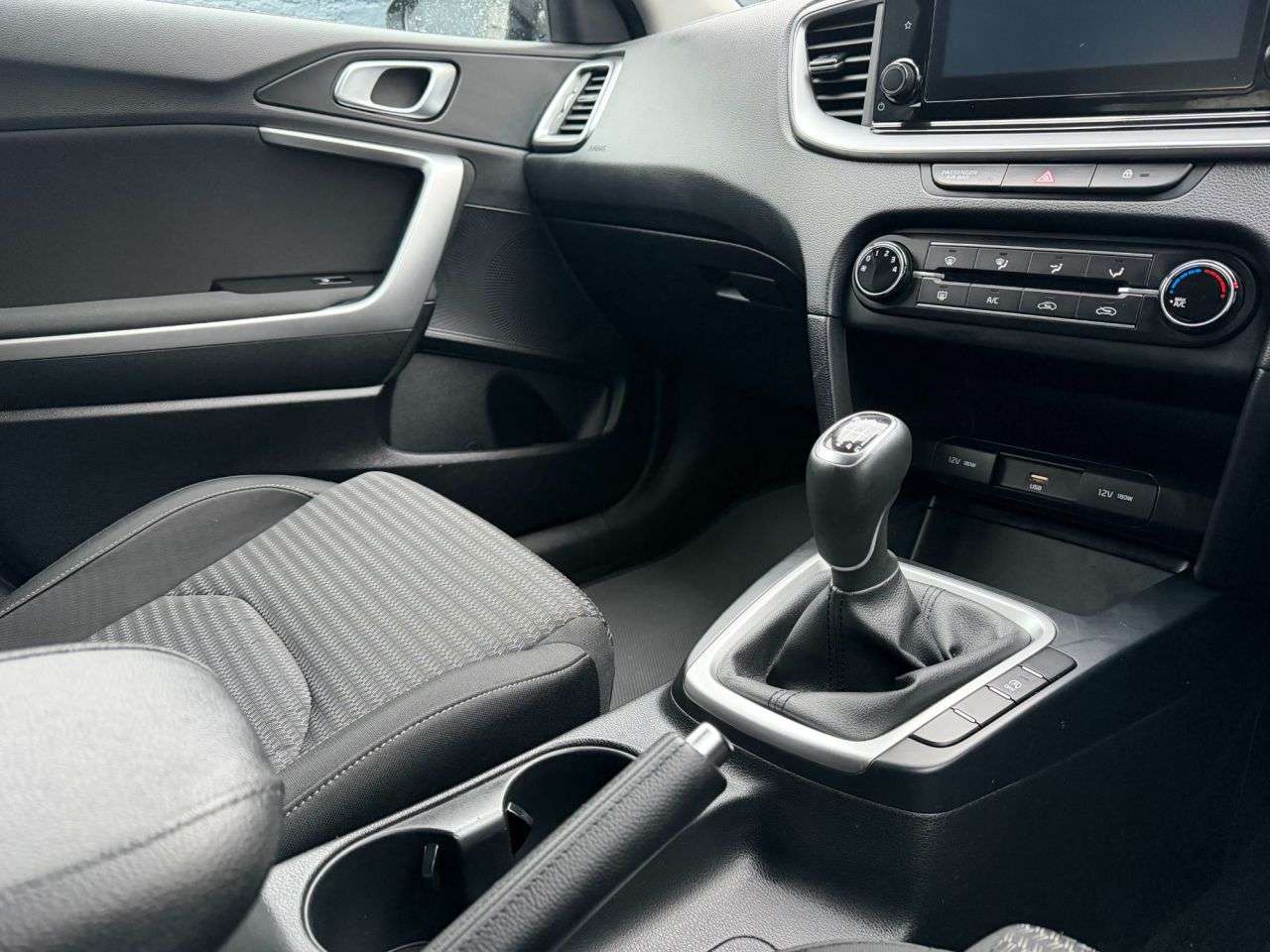 2022 KIA XCEED 2022 KIA XCEED