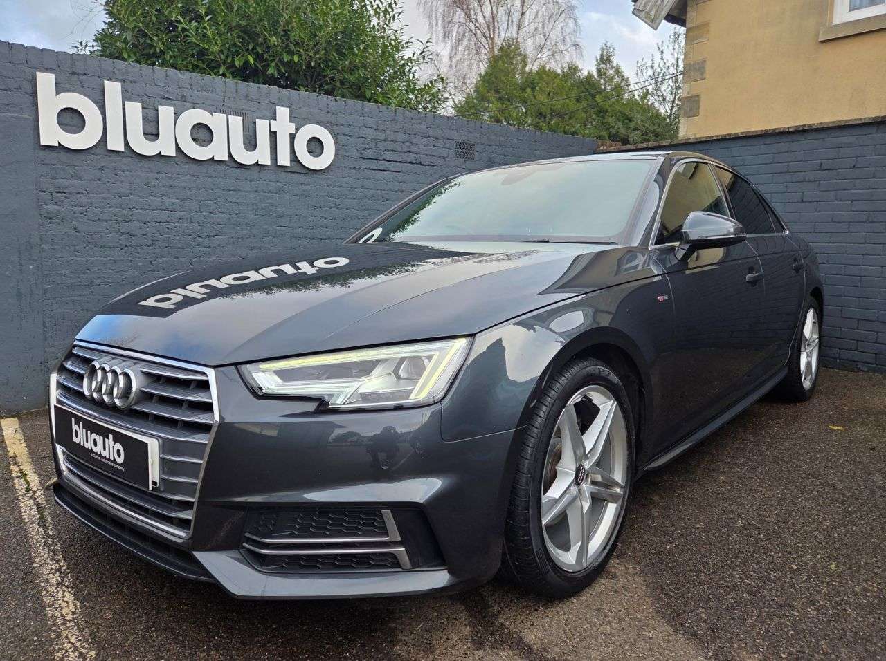 A 2019 AUDI A4 2.0 TFSI 40 S line Saloon 4dr Petrol S Tronic Euro 6 (s/s) (190 ps) S Line A 2019 AUDI A4 2.0 TFSI 40 S line Saloon 4dr Petrol S Tronic Euro 6 (s/s) (190 ps) S Line