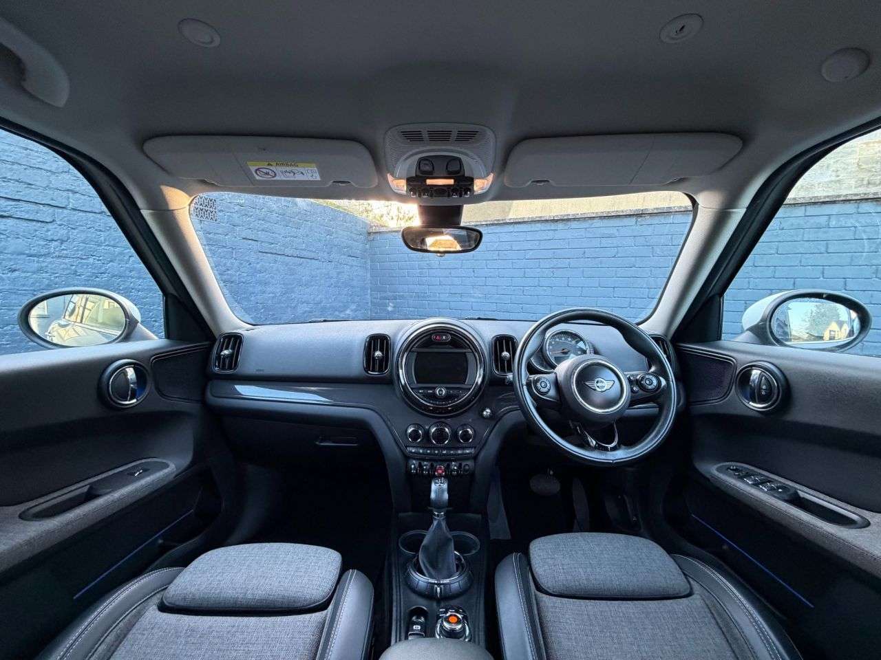 A 2017 MINI COUNTRYMAN 1.5 Cooper SUV 5dr Petrol Auto 6Spd ALL4 Euro 6 (s/s) (136 ps) Part Leather A 2017 MINI COUNTRYMAN 1.5 Cooper SUV 5dr Petrol Auto 6Spd ALL4 Euro 6 (s/s) (136 ps) Part Leather