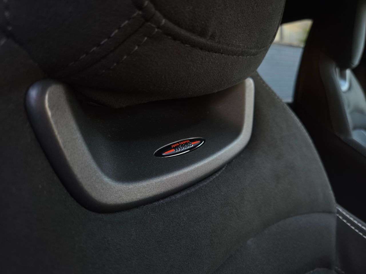 2019 MINI CLUBMAN 2019 MINI CLUBMAN