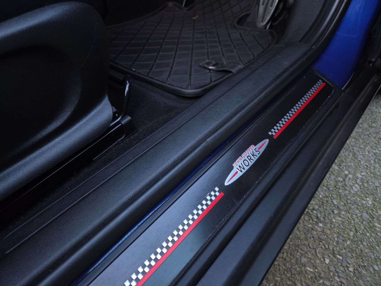 2019 MINI CLUBMAN 2019 MINI CLUBMAN