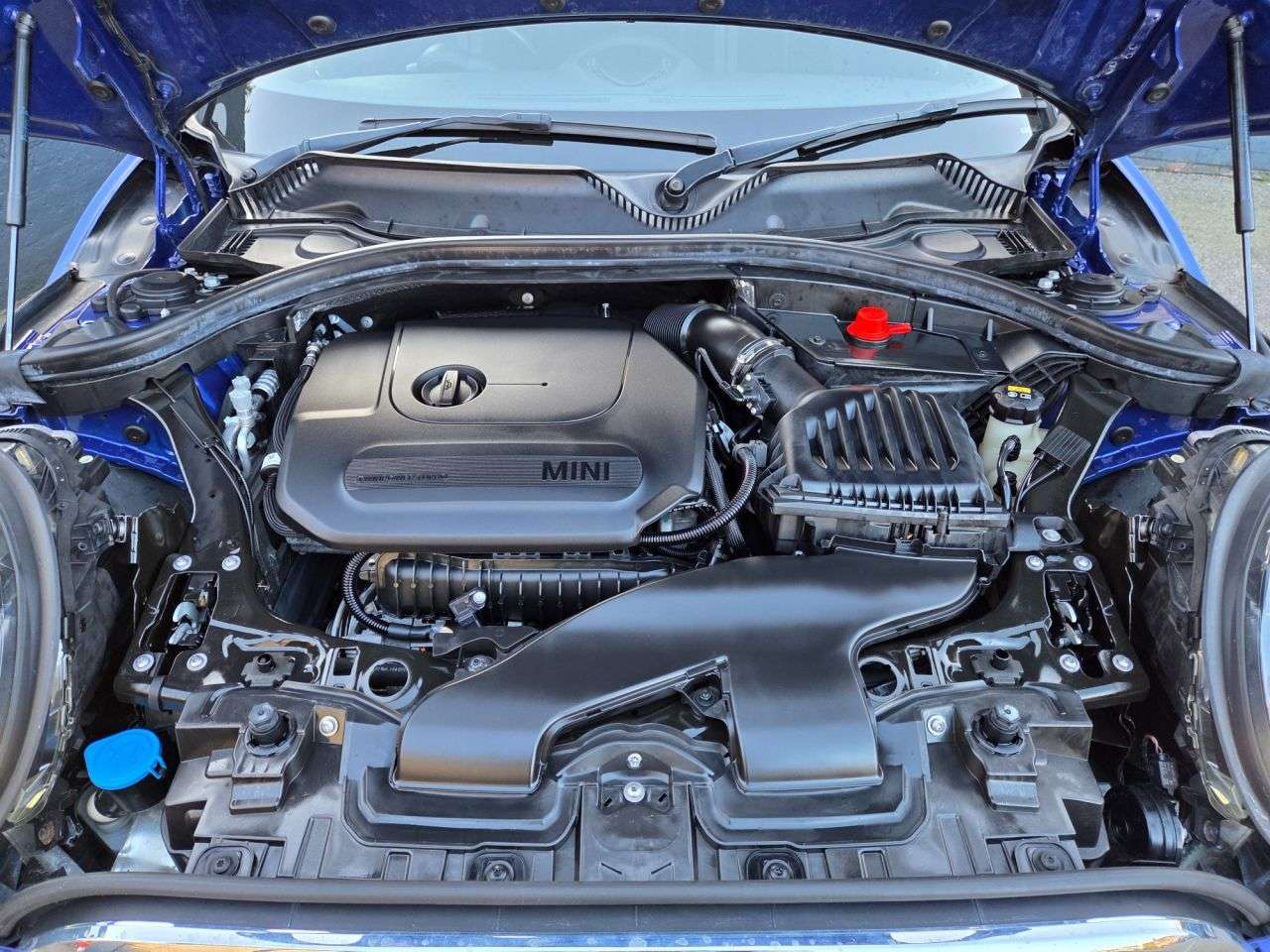 2019 MINI CLUBMAN 2019 MINI CLUBMAN