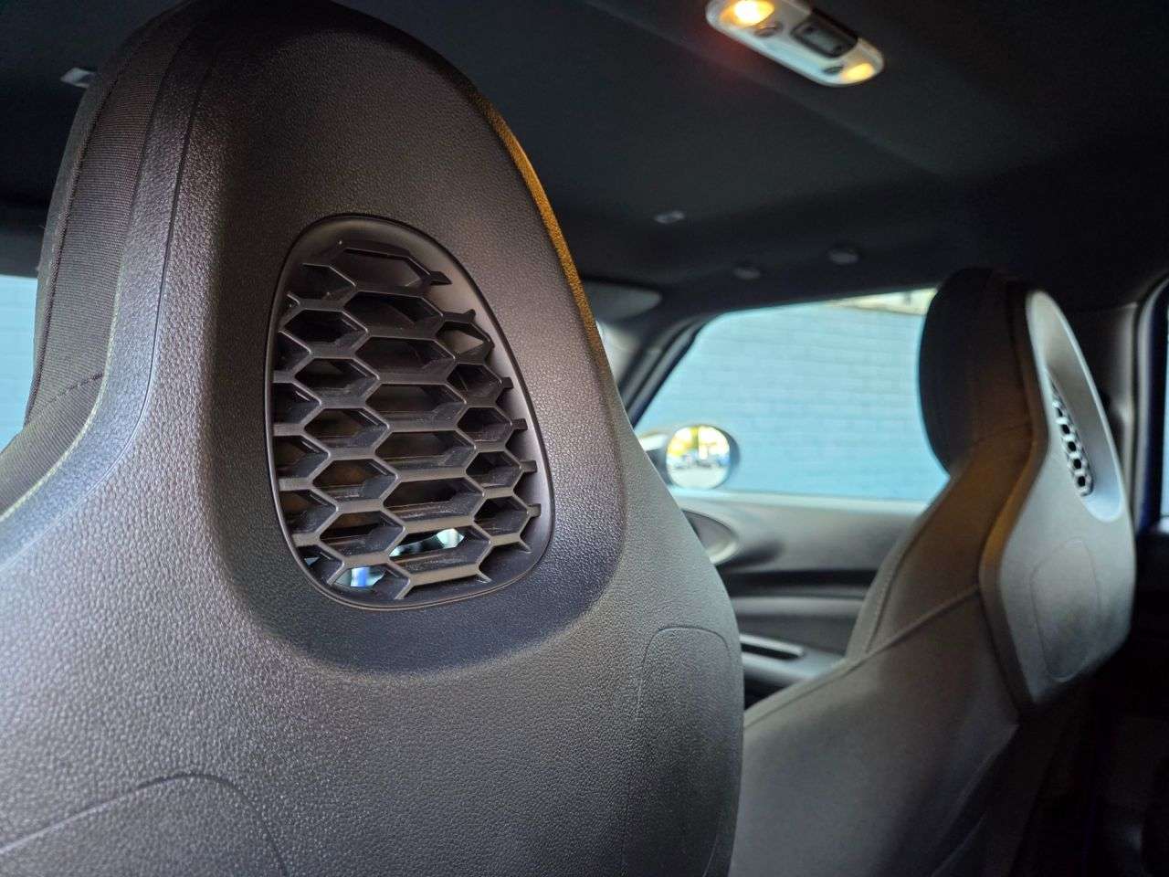 2019 MINI CLUBMAN 2019 MINI CLUBMAN