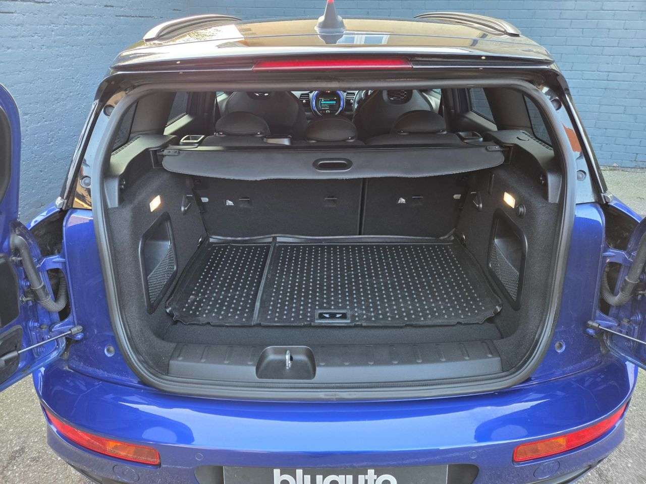 2019 MINI CLUBMAN 2019 MINI CLUBMAN