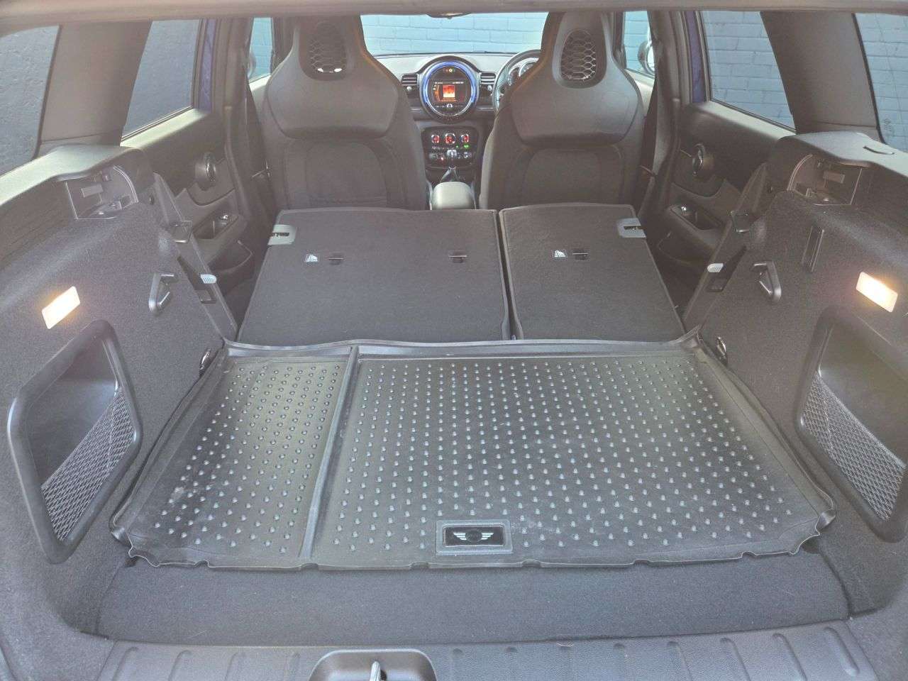 2019 MINI CLUBMAN 2019 MINI CLUBMAN