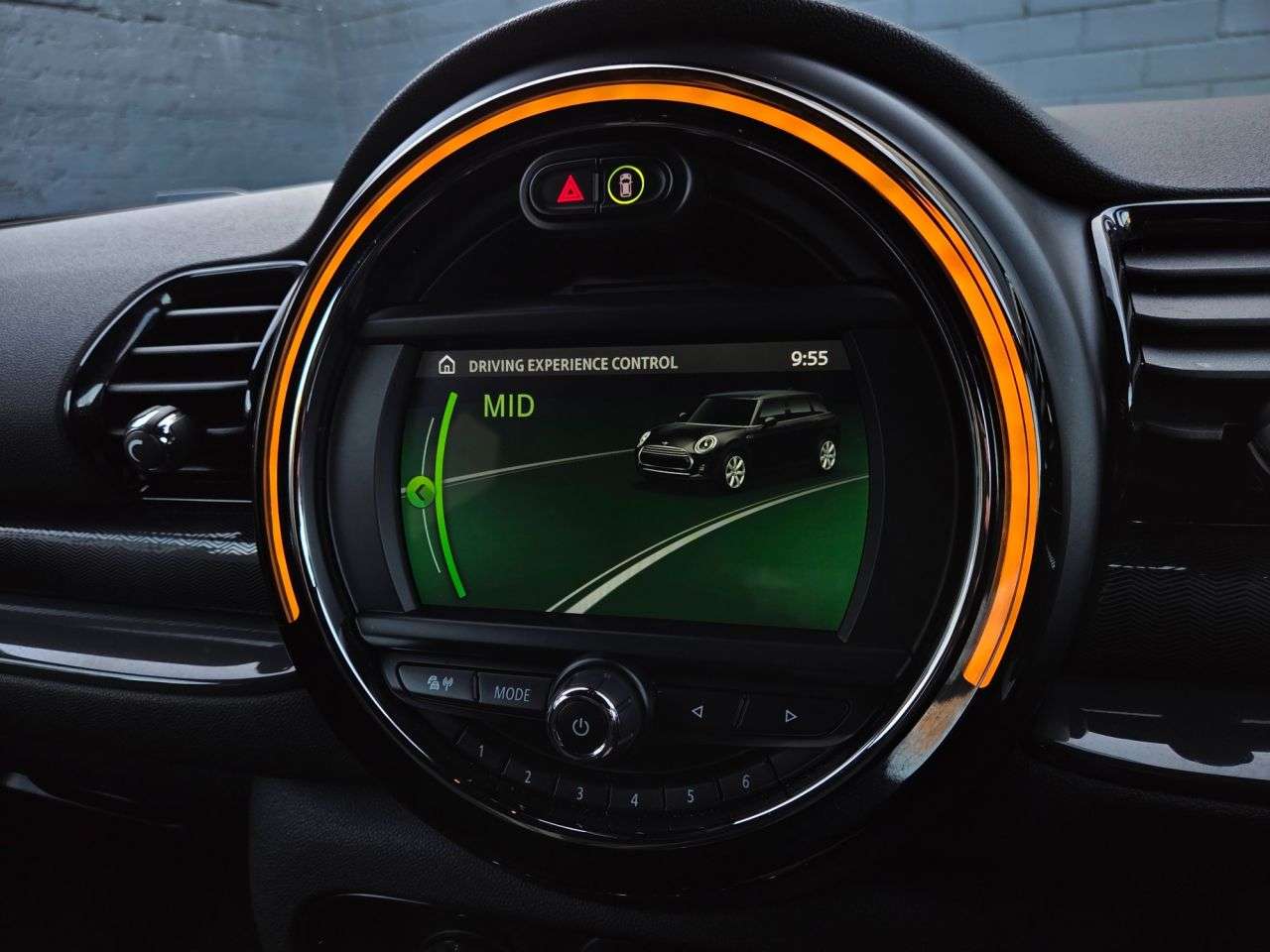 2019 MINI CLUBMAN 2019 MINI CLUBMAN