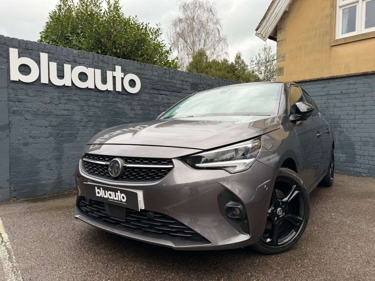 A 2020 VAUXHALL CORSA 1.2 Turbo Elite Nav Premium Hatchback 5dr Petrol Auto Euro 6 (s/s) (100 ps) A 2020 VAUXHALL CORSA 1.2 Turbo Elite Nav Premium Hatchback 5dr Petrol Auto Euro 6 (s/s) (100 ps)