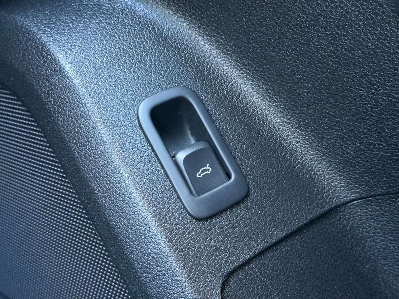 2019 AUDI Q2 2019 AUDI Q2