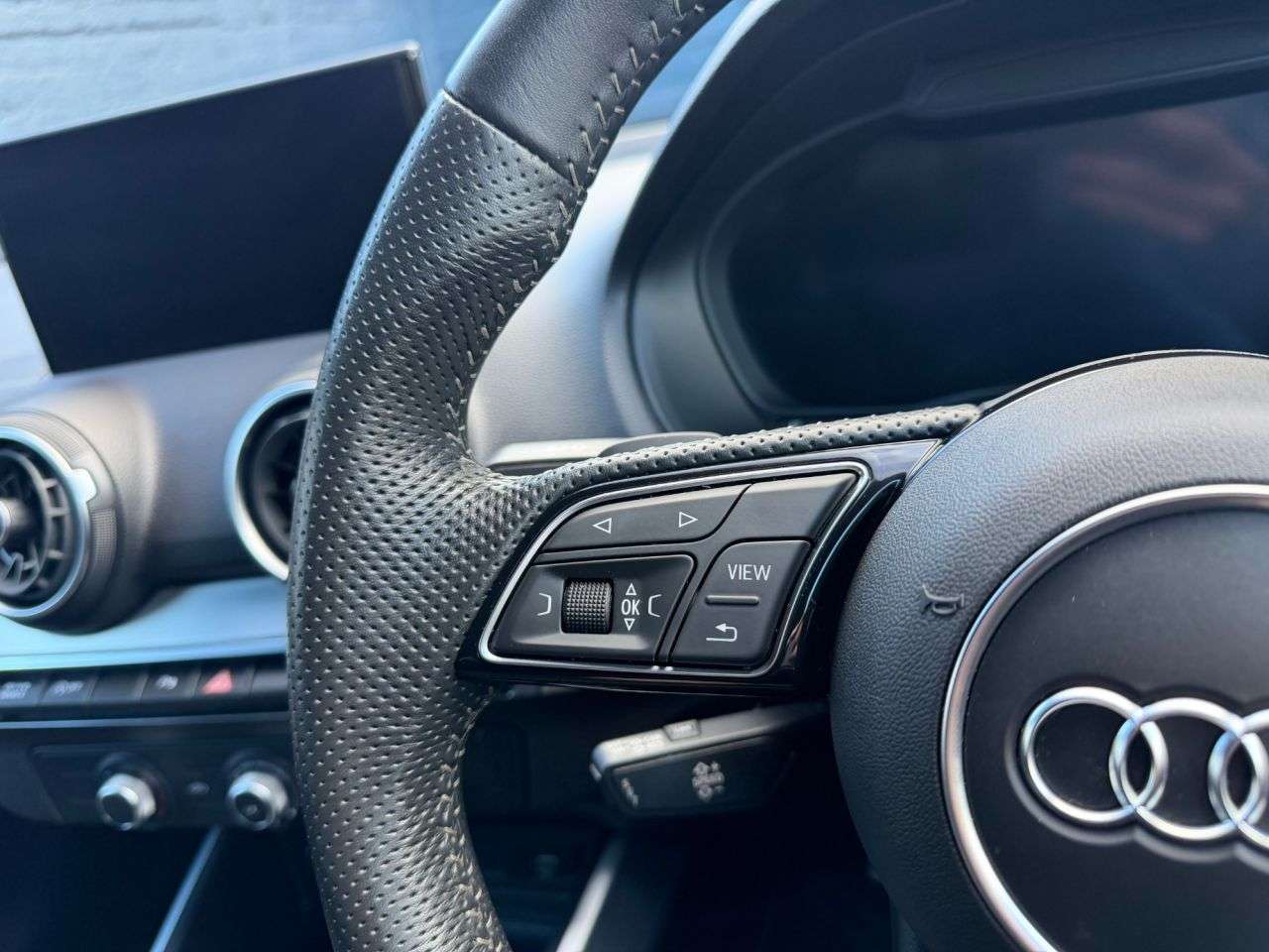 2019 AUDI Q2 2019 AUDI Q2