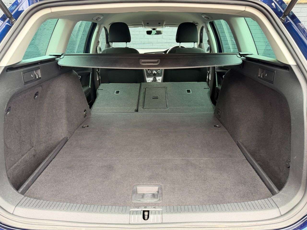 2019 VOLKSWAGEN GOLF 2019 VOLKSWAGEN GOLF