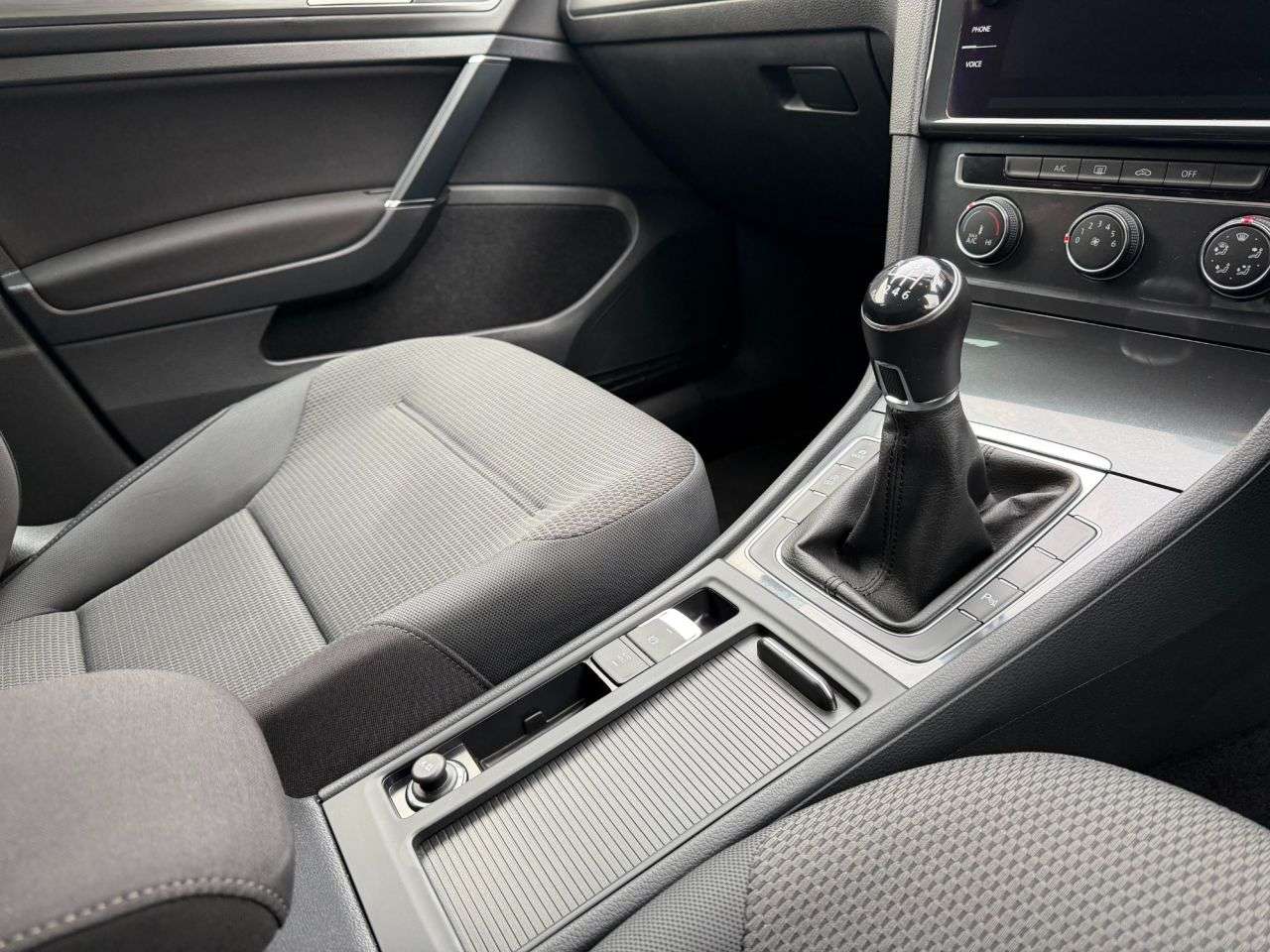 2019 VOLKSWAGEN GOLF 2019 VOLKSWAGEN GOLF