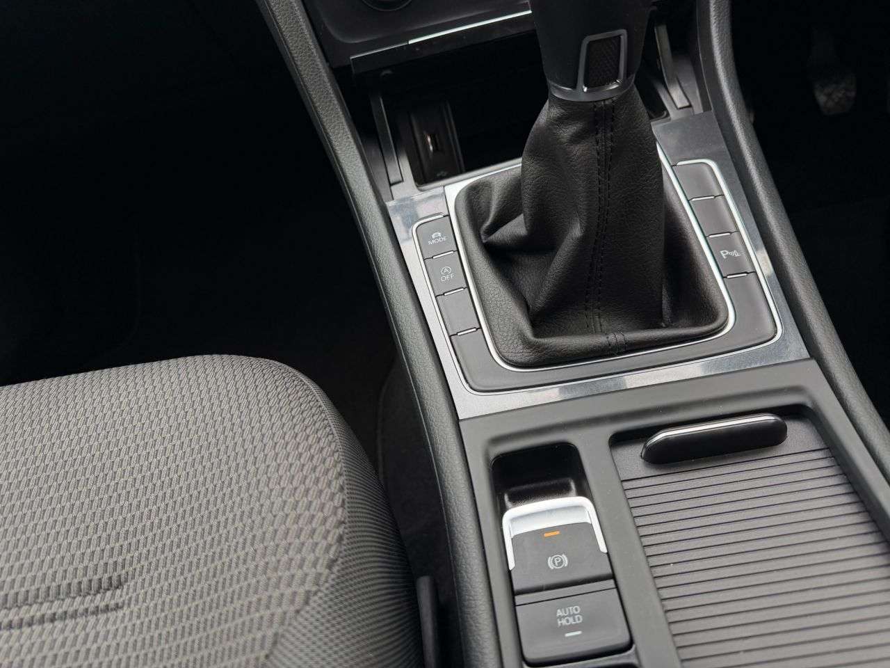 2019 VOLKSWAGEN GOLF 2019 VOLKSWAGEN GOLF