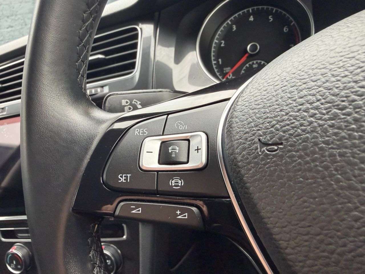 2019 VOLKSWAGEN GOLF 2019 VOLKSWAGEN GOLF