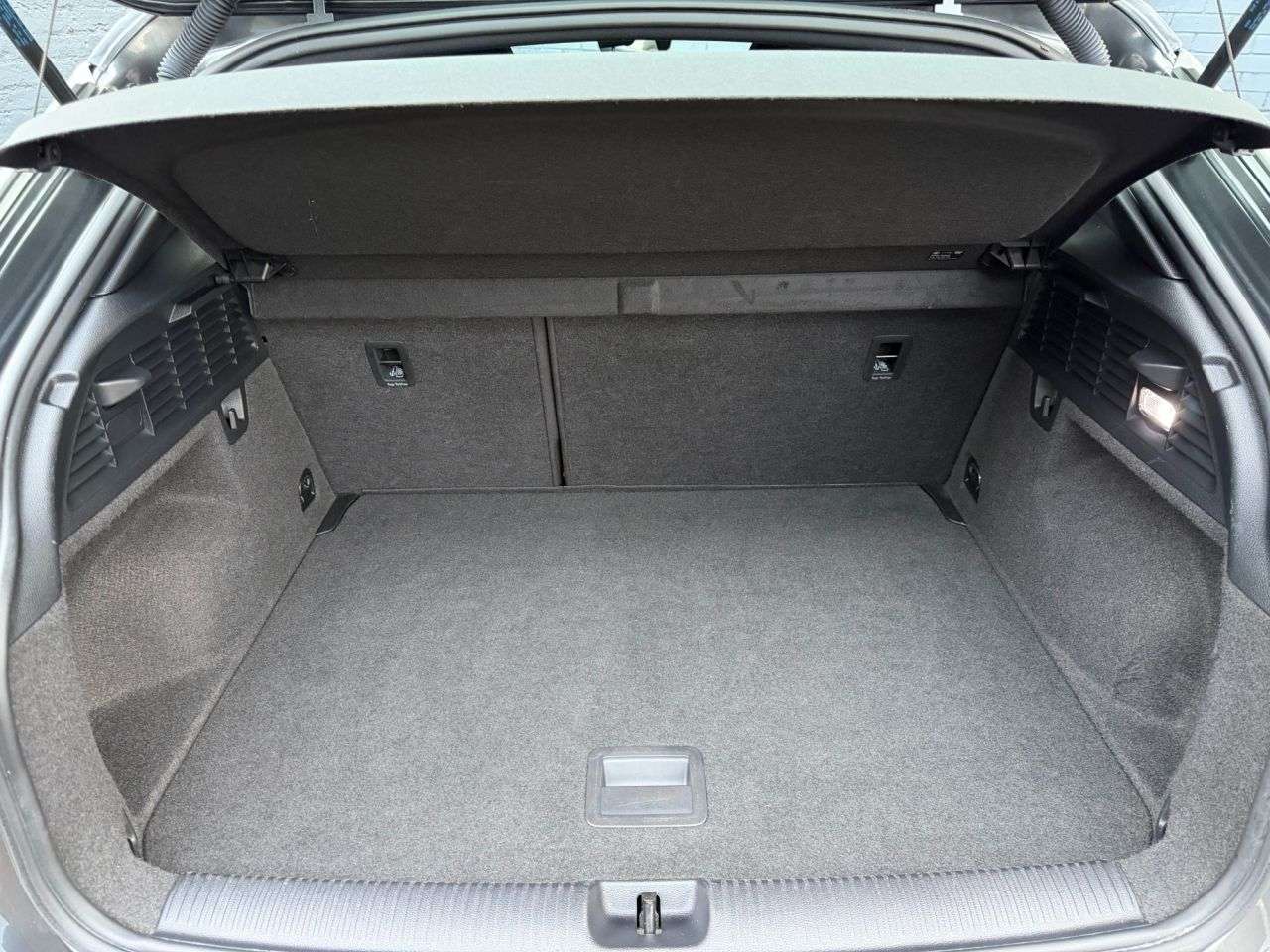 2018 AUDI Q2 2018 AUDI Q2