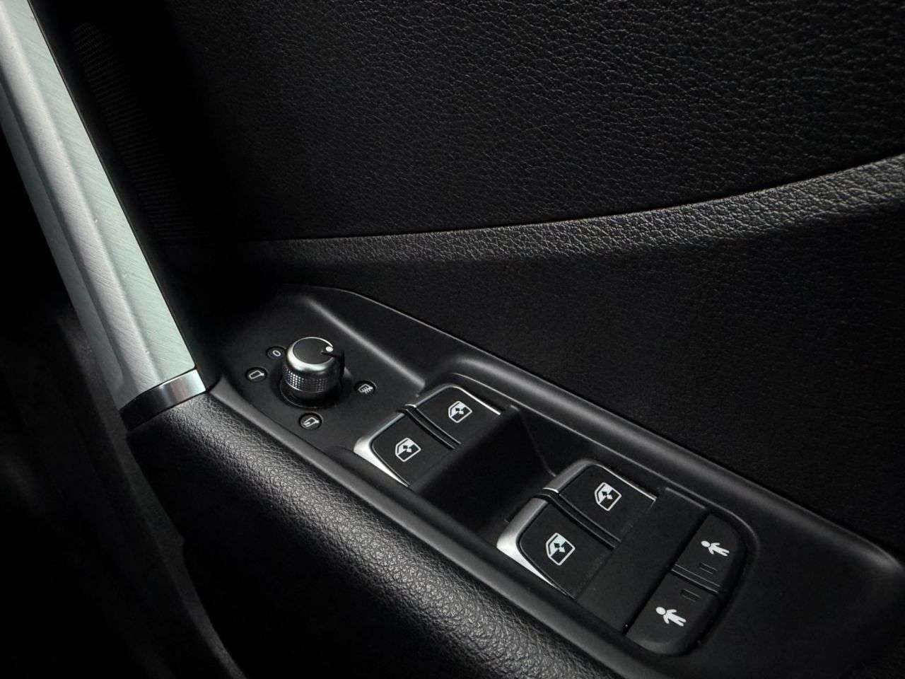 2018 AUDI Q2 2018 AUDI Q2