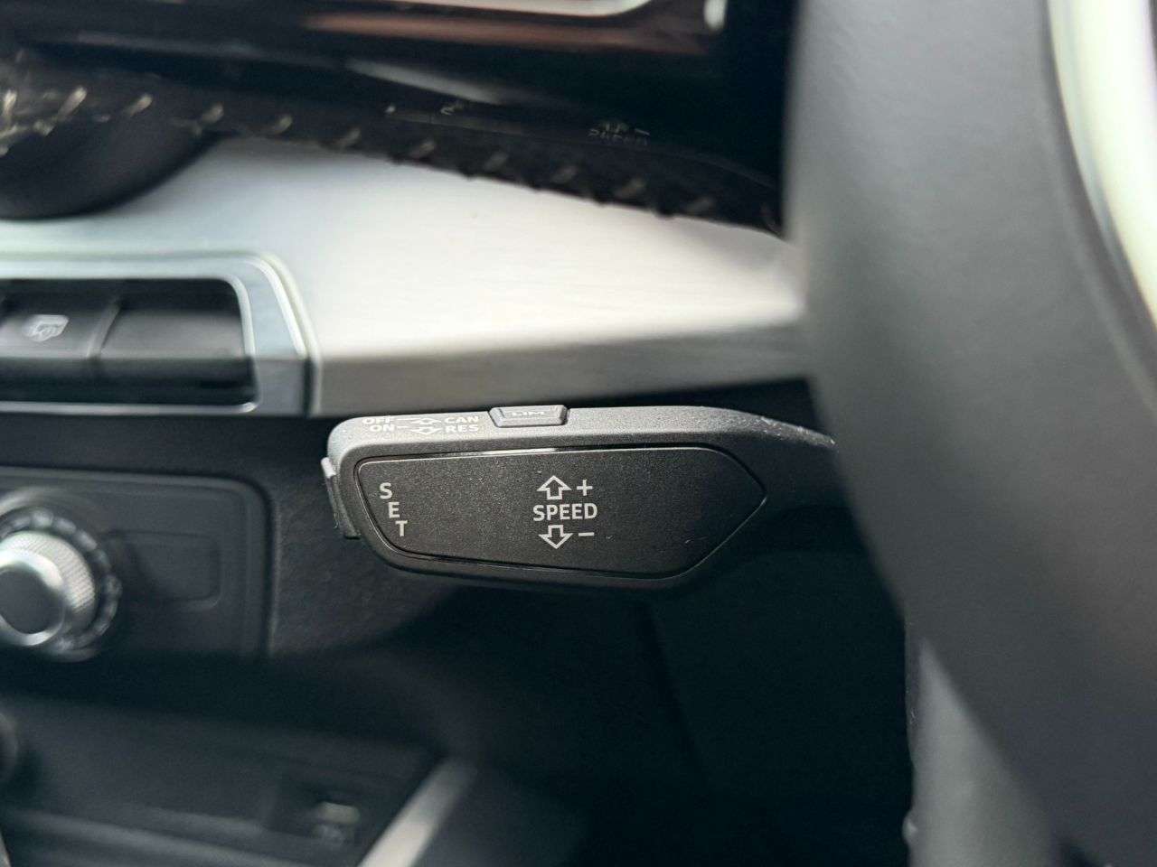 2018 AUDI Q2 2018 AUDI Q2