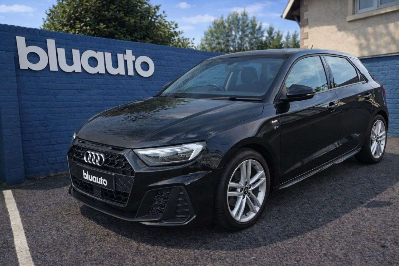 A 2021 AUDI A1 1.0 TFSI 25 S line Sportback 5dr Petrol S Tronic Euro 6 (s/s) (95 ps) A 2021 AUDI A1 1.0 TFSI 25 S line Sportback 5dr Petrol S Tronic Euro 6 (s/s) (95 ps)