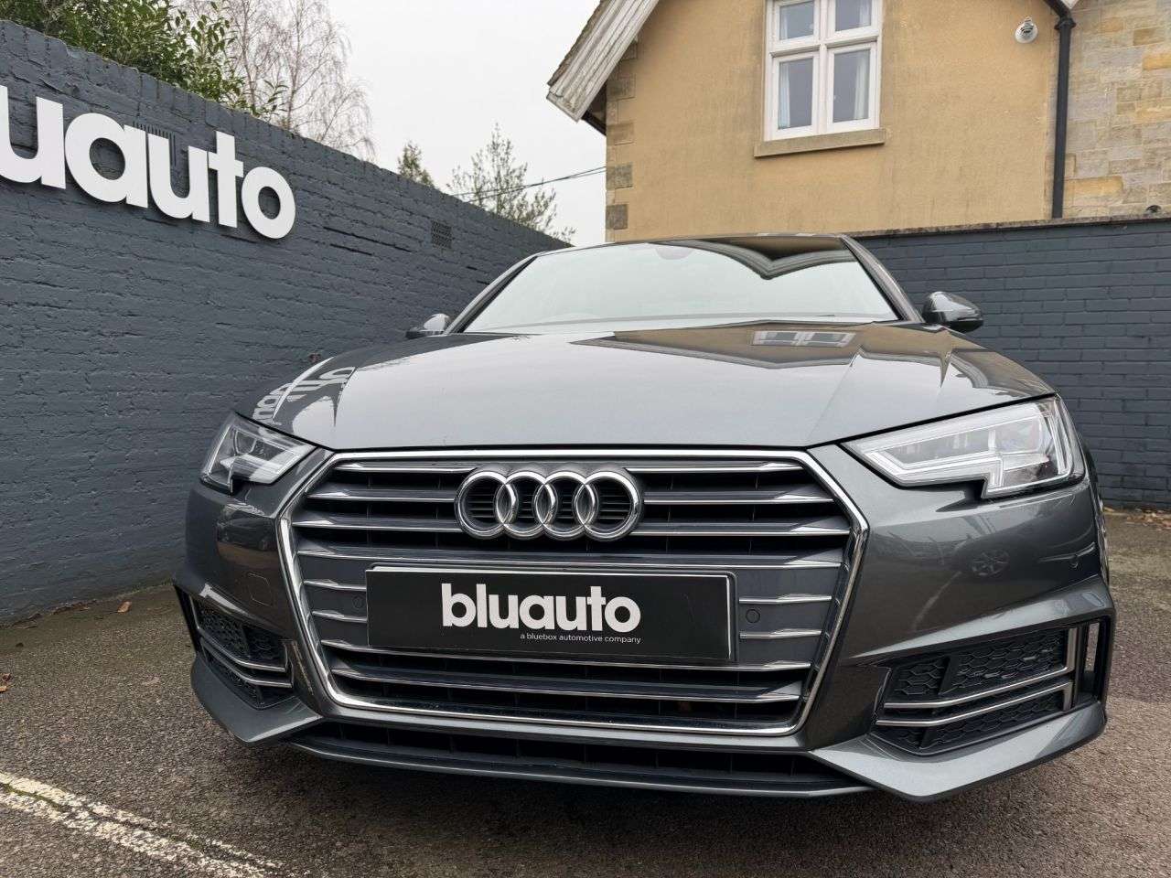 A 2017 AUDI A4 1.4 TFSI S line Saloon 4dr Petrol S Tronic Euro 6 (s/s) (150 ps) A 2017 AUDI A4 1.4 TFSI S line Saloon 4dr Petrol S Tronic Euro 6 (s/s) (150 ps)