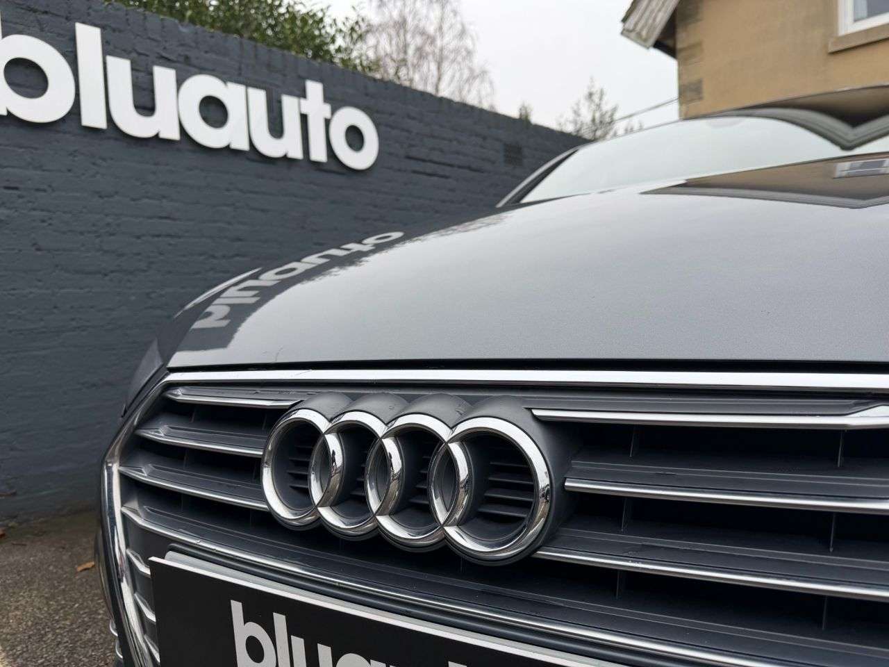 2017 AUDI A4 2017 AUDI A4