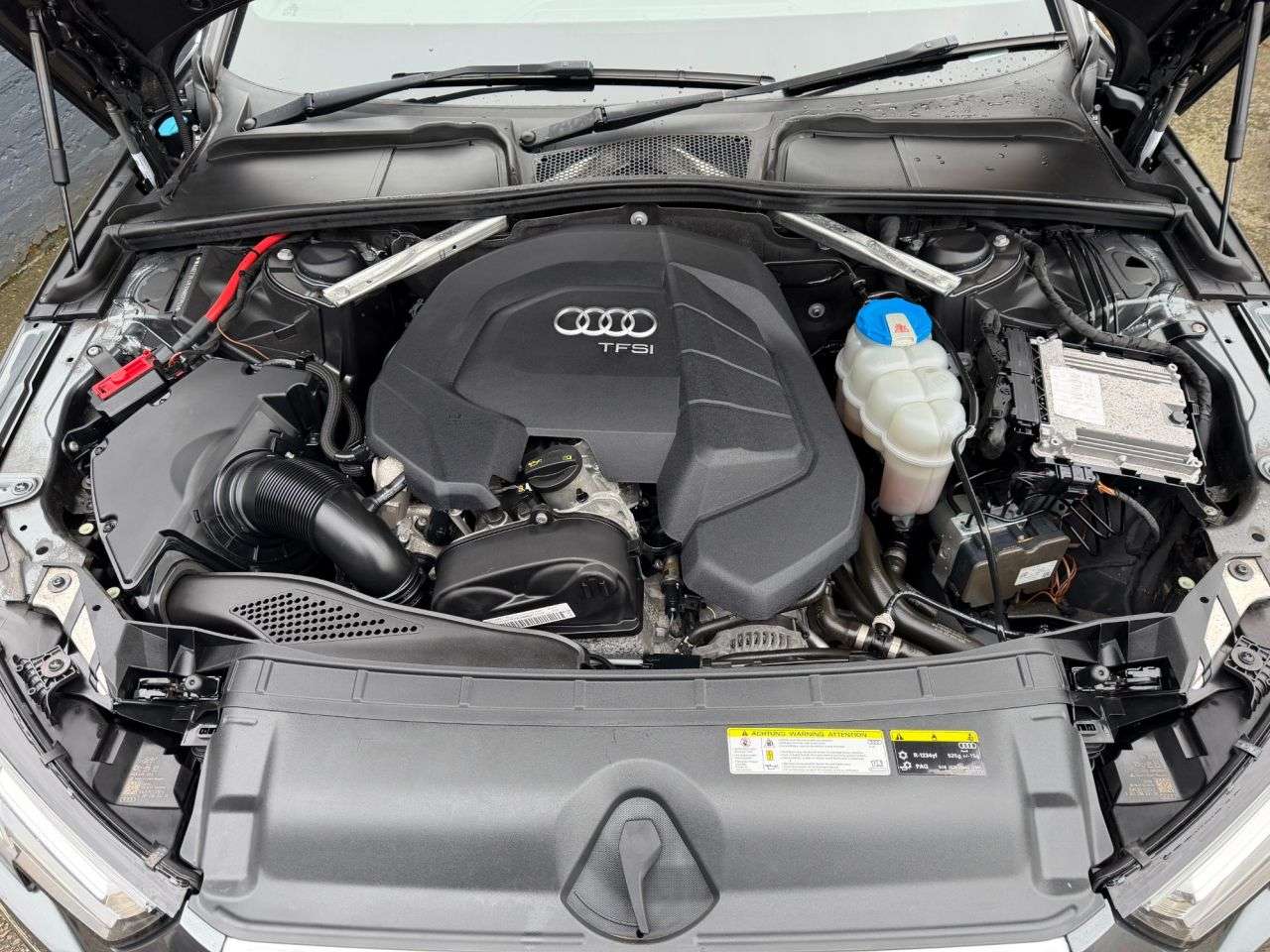 2017 AUDI A4 2017 AUDI A4