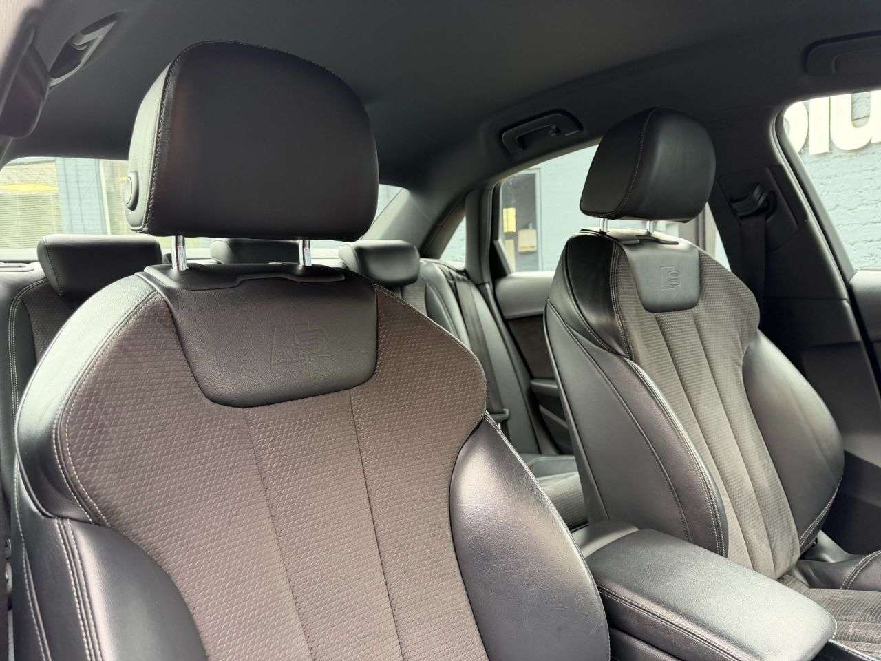 2017 AUDI A4 2017 AUDI A4