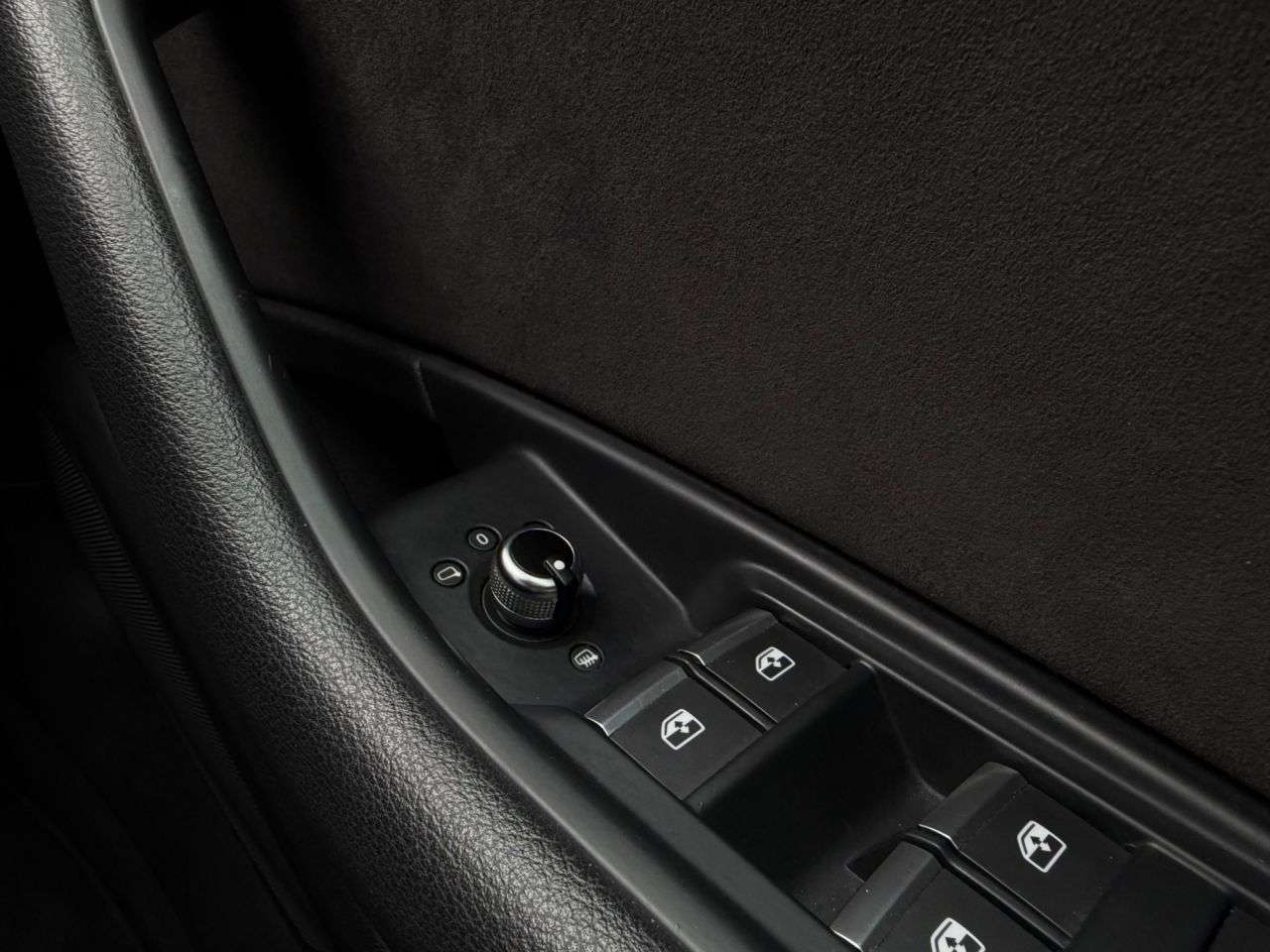 2017 AUDI A4 2017 AUDI A4