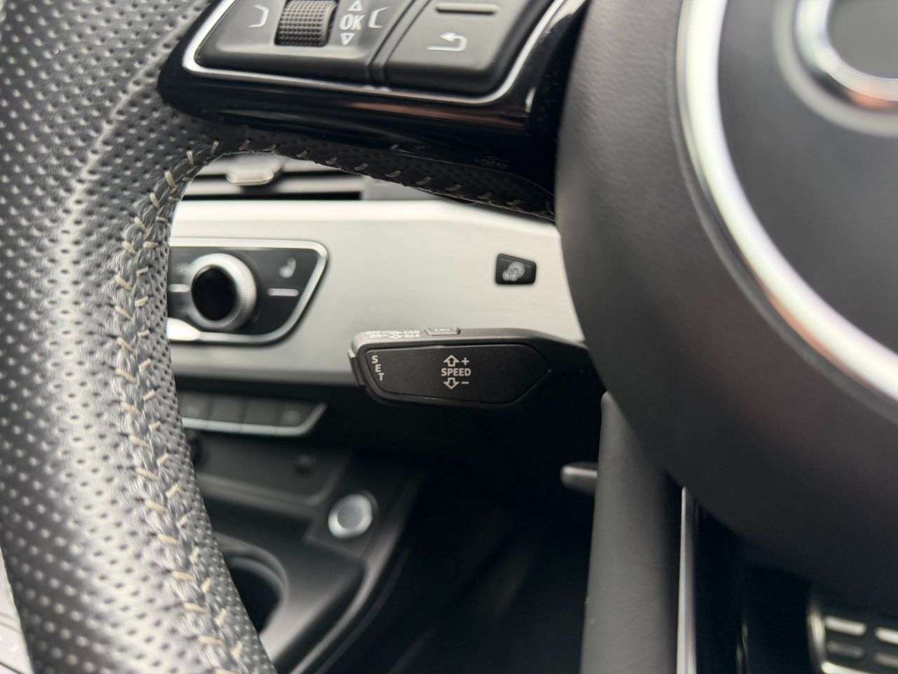 2017 AUDI A4 2017 AUDI A4