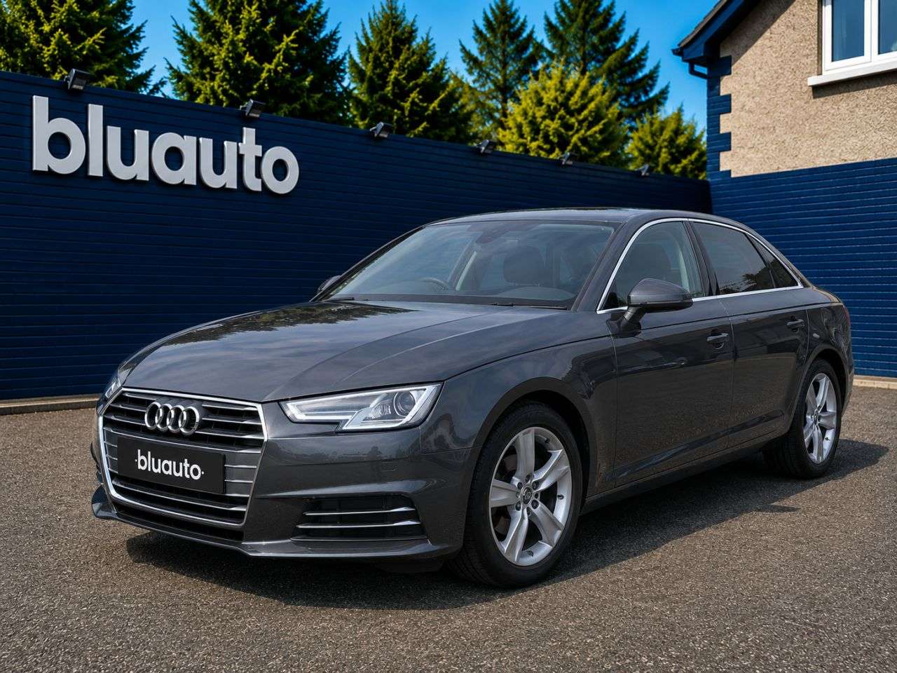 A 2017 AUDI A4 1.4 TFSI S line Saloon 4dr Petrol S Tronic Euro 6 (s/s) (150 ps) Apple CarP A 2017 AUDI A4 1.4 TFSI S line Saloon 4dr Petrol S Tronic Euro 6 (s/s) (150 ps) Apple CarP